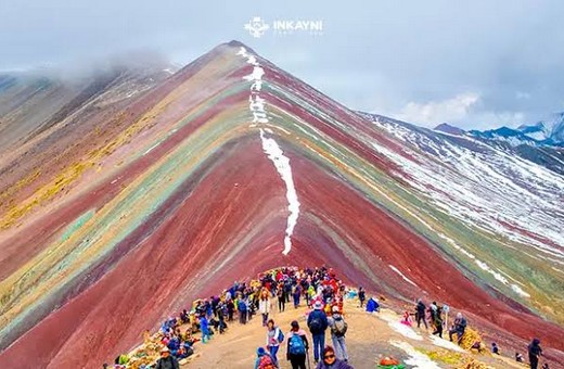 montaña de 7 colores cusco by perú viajes y aventuras